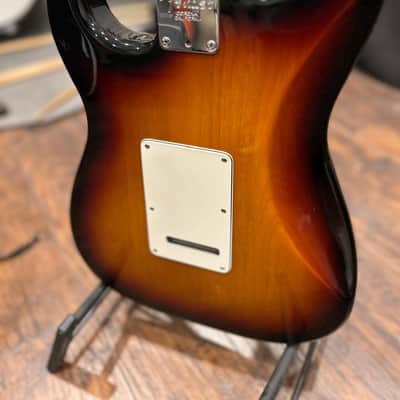 Fender Stratocaster 2014 - Sunburst image 7