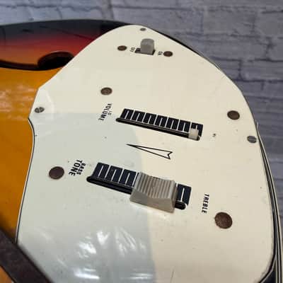 Vintage 1960s Hollow Body Electric - Project Guitar image 11