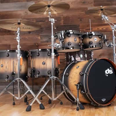 DS REBEL CUSTOM SHOP 5 PIECE DRUM KIT, ALL MAPLE SHELL, BLACK TO NATURAL FADE OVER EXOTIC FOSSIL BEECH image 1