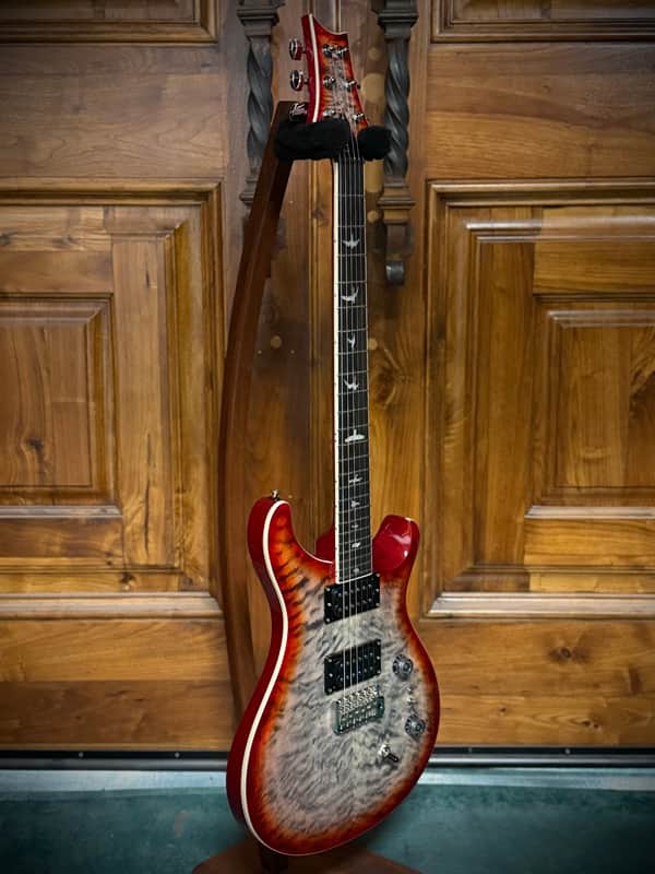PRS SE Custom 24-08 Quilt/ Charcoal Cherry Burst EX. Condition