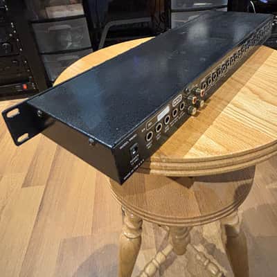 RM203 10-Channel Line Mixer image 12