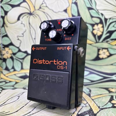 Boss DS-1-BK Distortion | Reverb