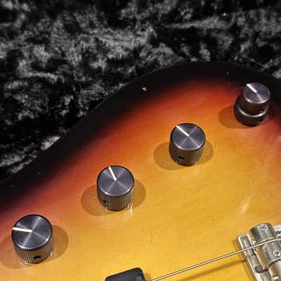 Sadowsky  M5-21 MetroLine  2006 - 3-Tone ’59 Burst VTC 5-String Bass image 3