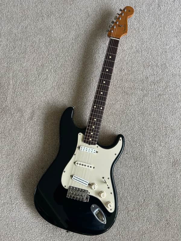 Fender Classic Series '60s Stratocaster with Rosewood Fretboard 1999 - 2016 - Black image 1