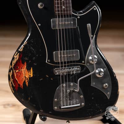 Novo Dealer Limited Nucleus Serus J Guitar – Bull Black over ‘64 3-Tone Burst image 3