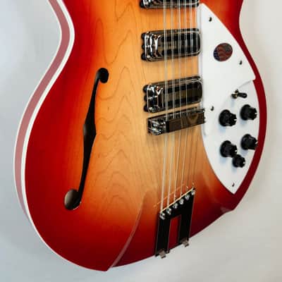 Rickenbacker 1993 Plus 12-String Semi-Hollow Guitar, Fire Glo, 3 Toaster Pickups, Stereo, HSC image 8