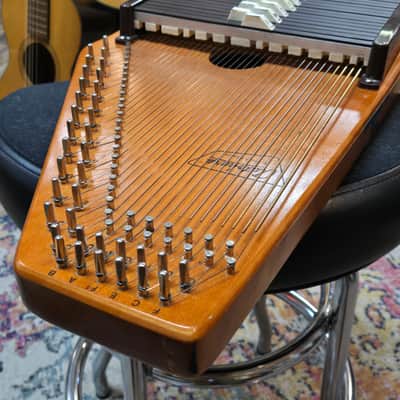 Oscar Schmidt OS-15B 1970's Auto Harp w/ Case & Extras image 4