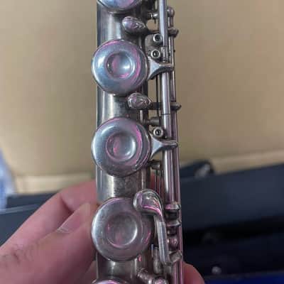 King Cleveland 610 Flute w/ Hard Case Blue Lining (parts/ repairable) image 5