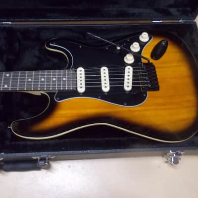 Unknown Strat style electric guitar Sunburst bound top - NICE! REDUCED image 3