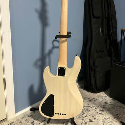 Bacchus Woodline 517 5 String Bass image 5