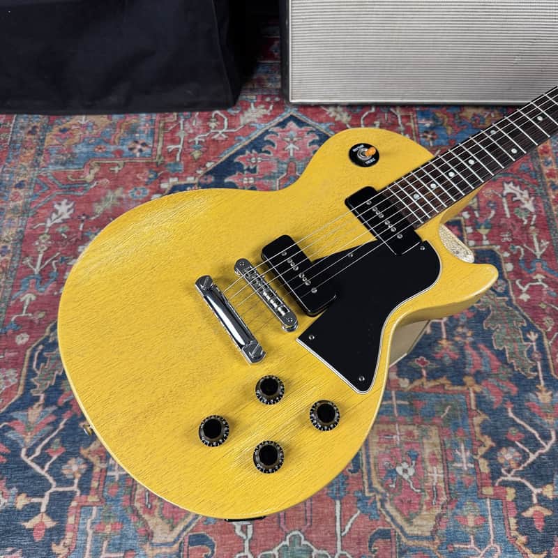 *Video* Gibson Les Paul Junior Special Worn TV Yellow P90's - 2003 image 1