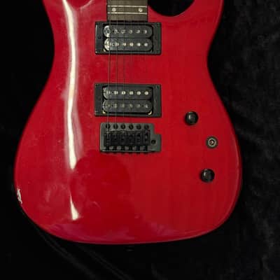 Dean Vendetta XMT Electric Guitar with Vintage Tremolo 2010s - Metallic Red image 3