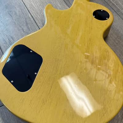 Gibson Les Paul Standard '60s Mahogany Top 2024 - 2025 - TV Yellow image 7