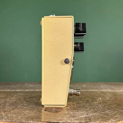 Fulltone Custom Shop Queen Bee Germanium Fuzz 2010s - Gold image 5