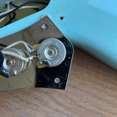 Original and complete 2014 Fender AVRI '64 Jazz Bass Body - Daphne Blue - LOADED image 12