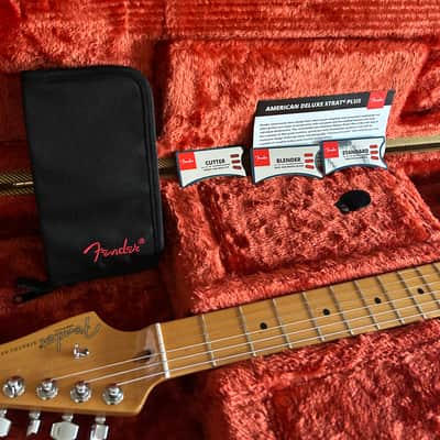 Fender American Deluxe *Strat Plus* 2013 Maple Fretboard - Mystic 3-Color Sunburst image 14