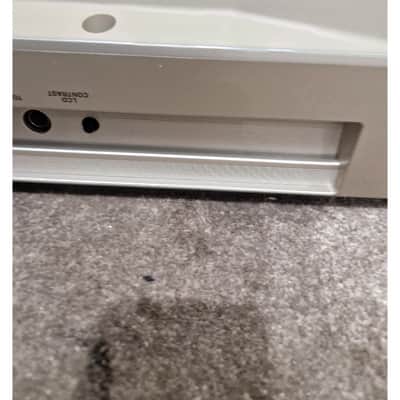 Yamaha PSR-2000 - Digital Keyboard - Silver/Gray - Very Good w/ stands image 9