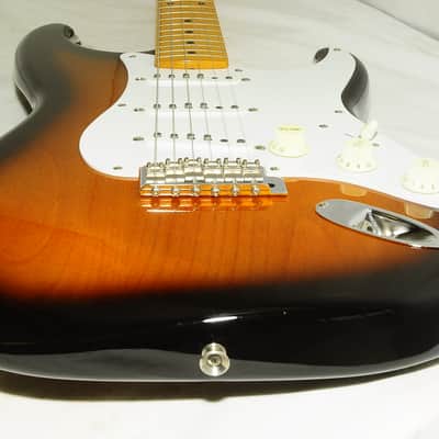 Excellent Fender Japan ST57-US Stratocaster 2TS R Serial Electric Guitar Ref No.5036 image 7
