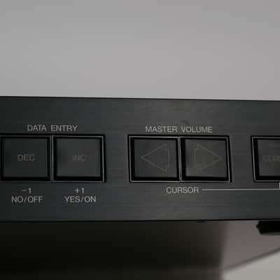YAMAHA TX81Z image 20