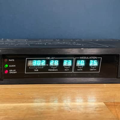 Roland SDE-3000 Digital Delay - Black image 2
