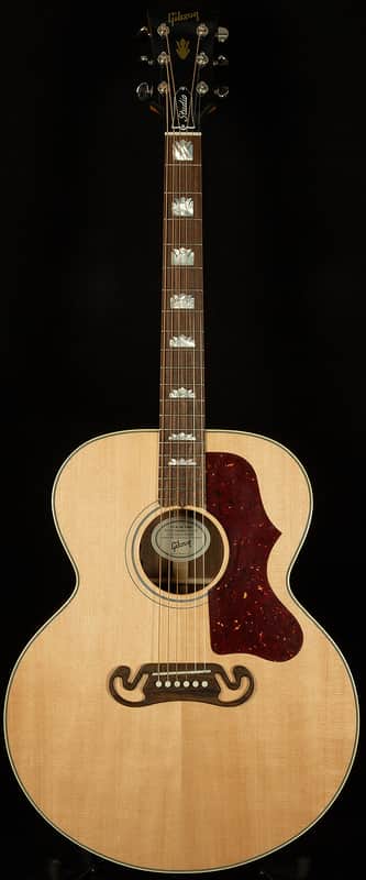 Gibson J-200 Studio