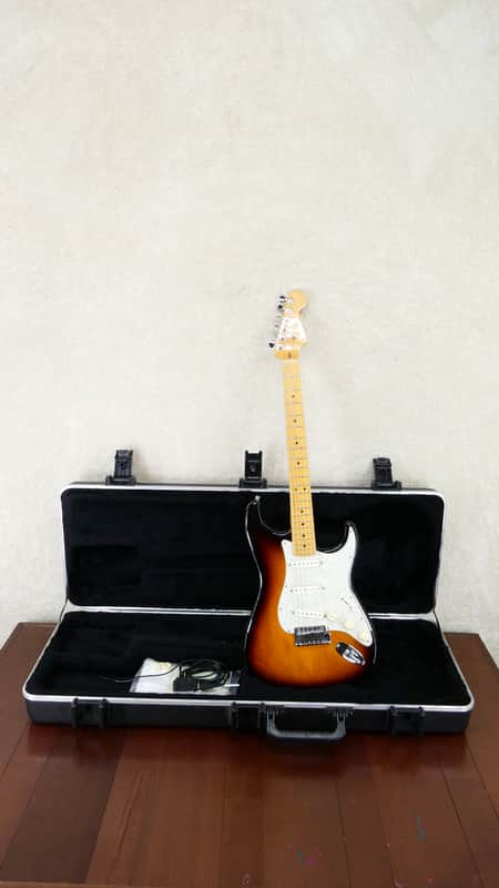 Fender American Deluxe Stratocaster 2004 - 2010 | Reverb Canada