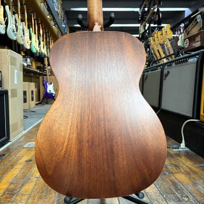 Martin 000-15M StreetMaster Mahogany Burst w/Padded Gig Bag image 3