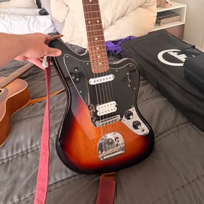 Fender Player Jaguar HS with Pau Ferro Fretboard 2018 - 2024 - 3-Color Sunburst image 7