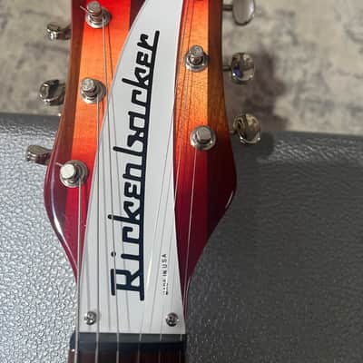 Rickenbacker 350/V63 1999 - Fireglo image 5