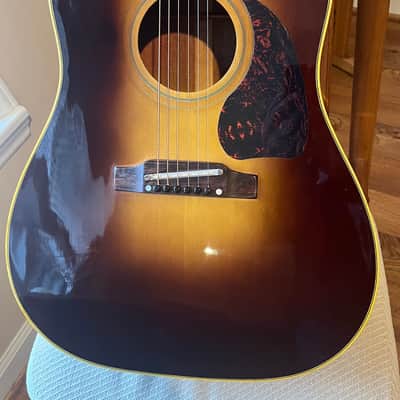 Revised: 1965 Gibson J-45 refinished top image 2