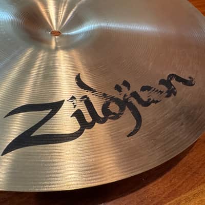Zildjian 16" A Series Medium Thin Crash Cymbal 2013 - Present - Traditional image 8
