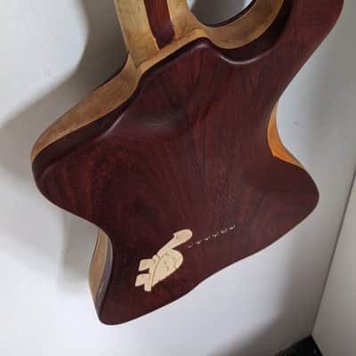 SomethingAwesome. Semi-hollow - Natural image 3