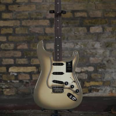 Fender 70th Anniversary Vintera® II Antigua Stratocaster® - Antigua image 17