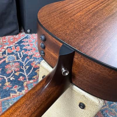 Taylor 317e Grand Pacific V-Class Bracing ES-2 Pickup - 2019 imagen 16