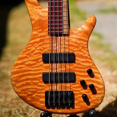 Roscoe Century Custom 3005 - 4A Quilted Maple 2023 - Gloss image 1