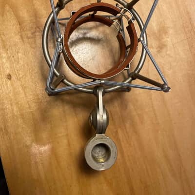 Neumann u47 vintage shock mount - EA47 60s - nikel image 2