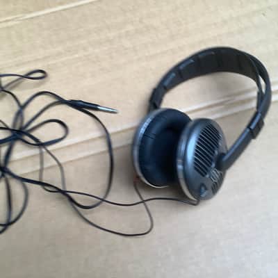 Sennheiser HD 540 Reference headphones image 2