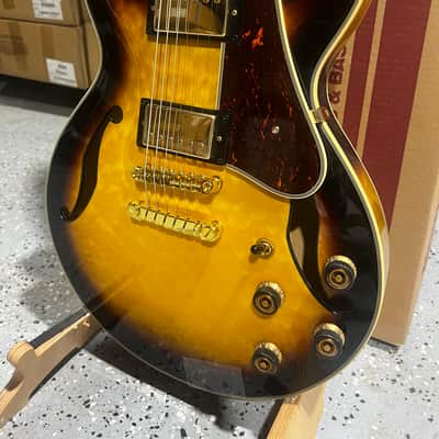 Ibanez Artcore Expressionist AM93QM Semi-hollow Electric Guitar - Antique Yellow Sunburst image 2