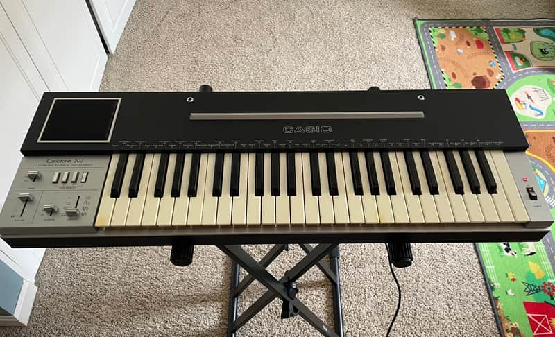 Casio CT-202 Casiotone 49-Key Synthesizer 1980s - Black No Vibrato image 1