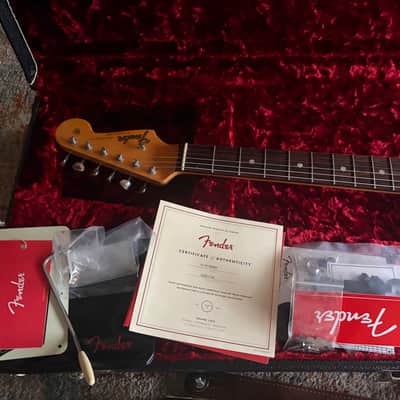 Fender American Original '60s Stratocaster with Rosewood Fretboard 2018 - 2022 - 3-Color Sunburst image 2