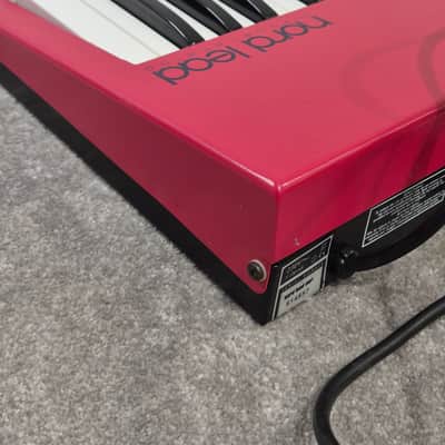 Nord Lead One Virtual Analog Synthesis Keyboard, 12 Voices - Excellent w/ Original Box image 12