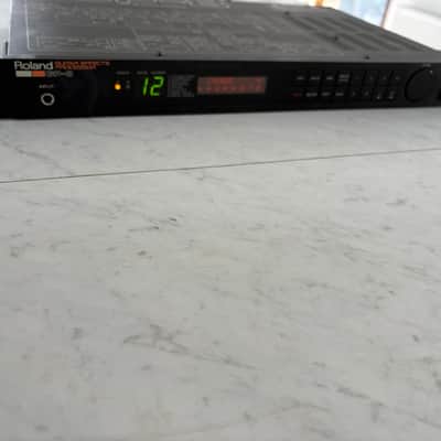 Roland GP-8 1987 - 1989 - Black