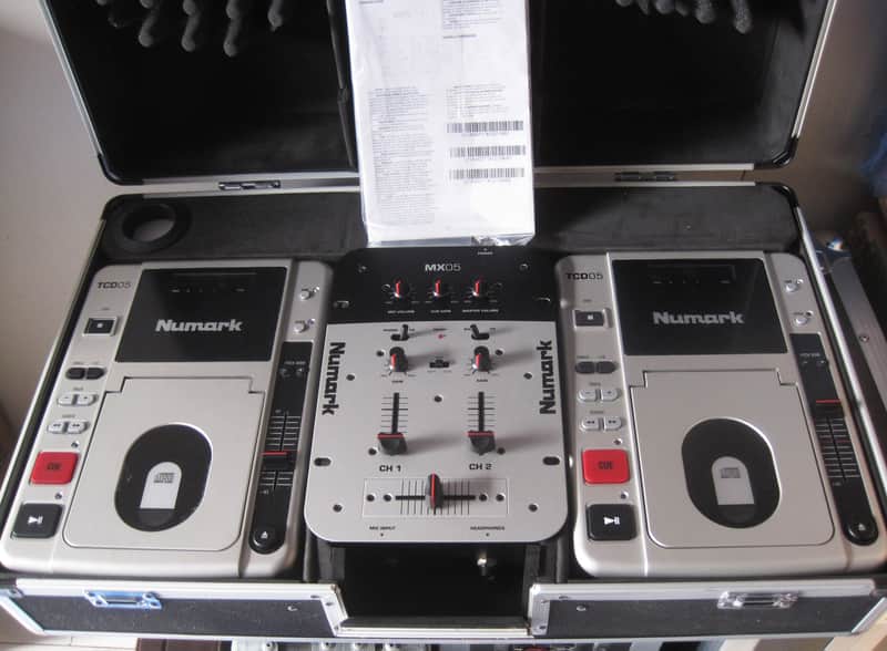 Numark Fusion 111 Package: MX05 DJ Mixer & TCD05 CD Players with Case image 1