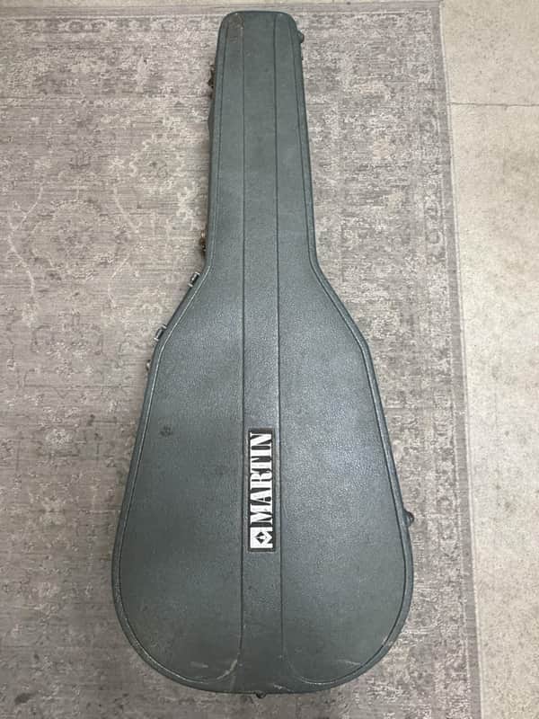 Vintage Martin Hard Shell case image 1