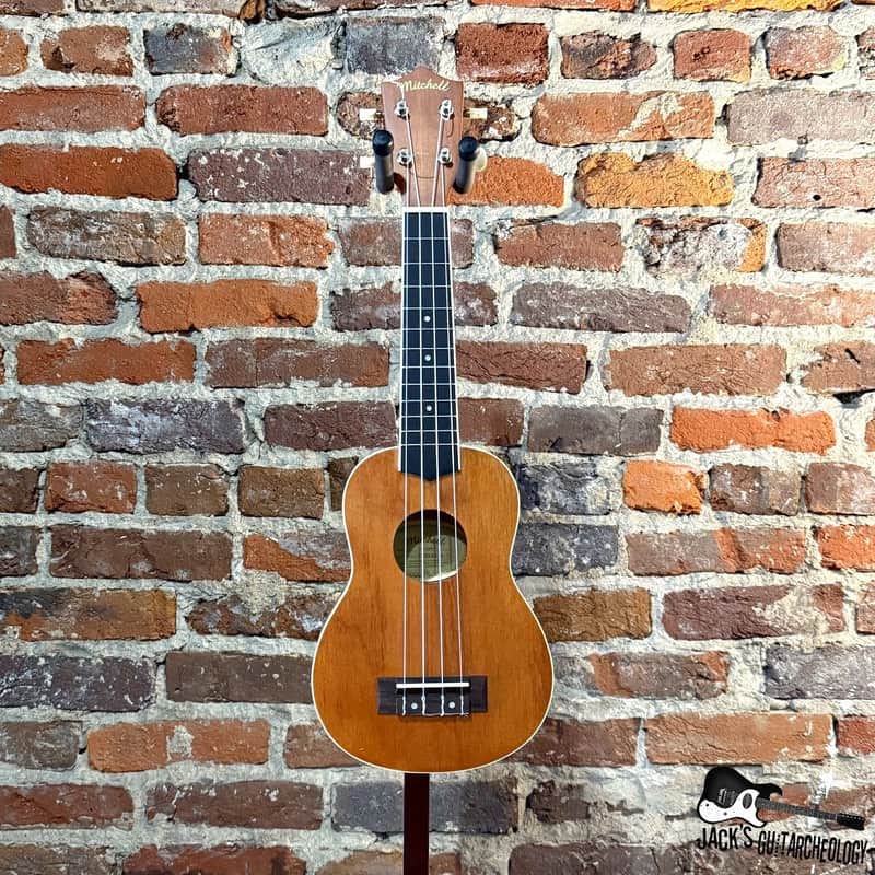 Mitchell MU40NT Soprano Ukulele (2020s - Natural) image 1