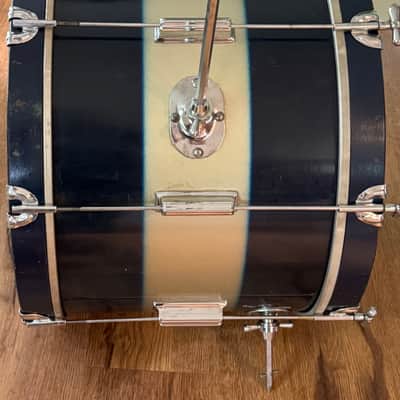 Roger's  14 x 20" Mercury Model Blue and Silver Duco Bass Drum Vintage 50's - 60's image 5