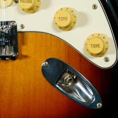 Fender MIJ Stratocaster XII-3 Tone Sunburst 2004-2005 image 3