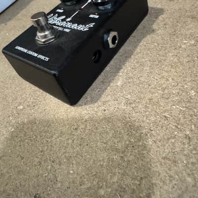 Lovepedal Vibronaut Photo-Cell 2022 - Black image 3