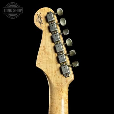 Fender Custom Shop 1963 Stratocaster Journeyman Relic Chocolate 3 Tone Sunburst AAA Maple Neck w/case CZ587631 image 9
