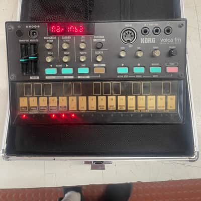 鍵盤楽器 korg volca fm volca fm - DIGITAL FM SYNTHESIZER | KORG (USA)